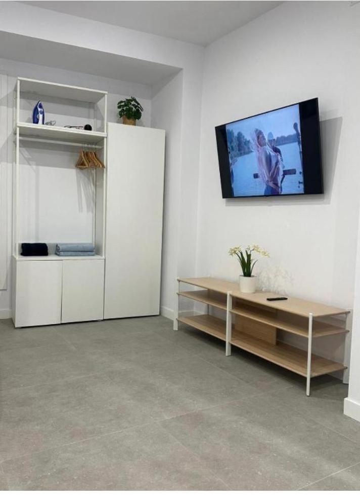 Ferienwohnung Estupendo Piso A 5 Min De La Estacion De Bus Y Tren Maria Zambrano Málaga Exterior foto